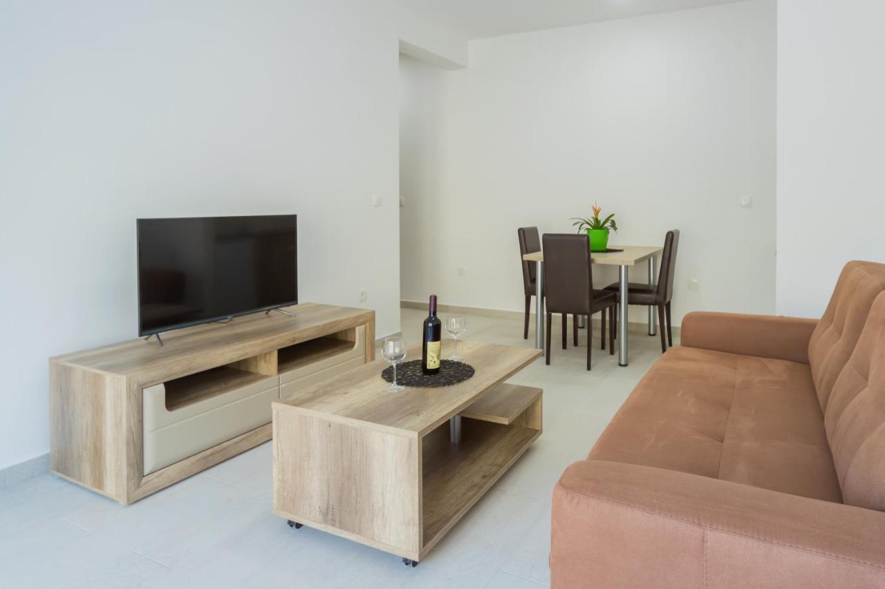 Grejm Lux Family Apartments Petrovac المظهر الخارجي الصورة