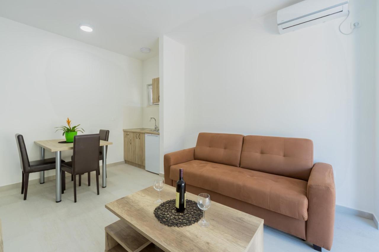 Grejm Lux Family Apartments Petrovac المظهر الخارجي الصورة