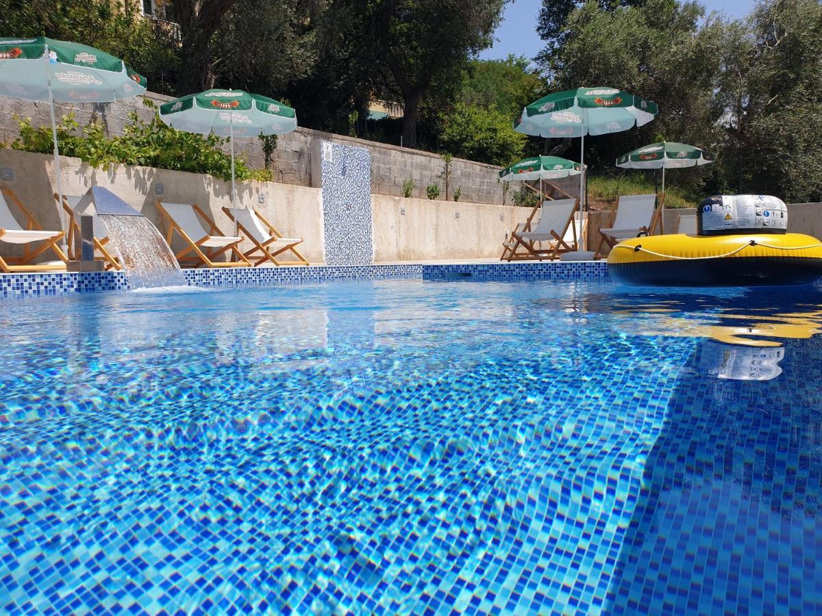 Grejm Lux Family Apartments Petrovac المظهر الخارجي الصورة
